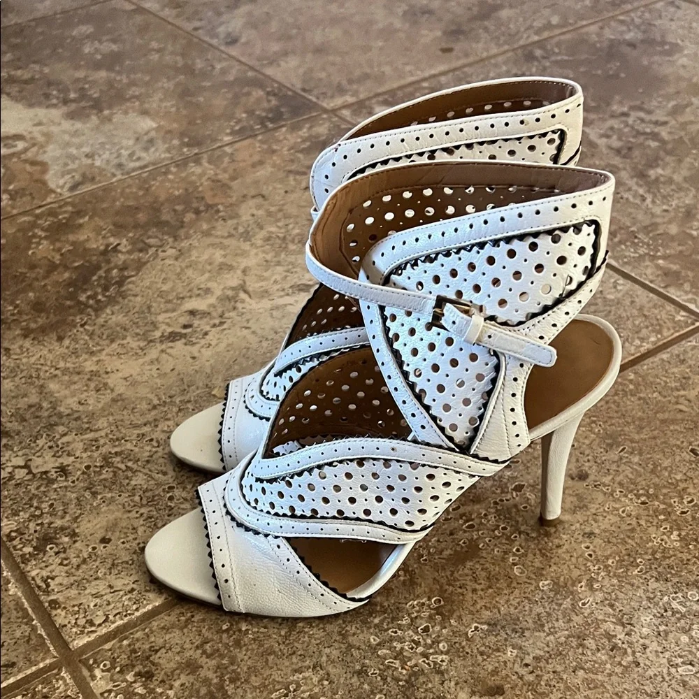 Nine West White Perforated Heels - Picture 3 of 7